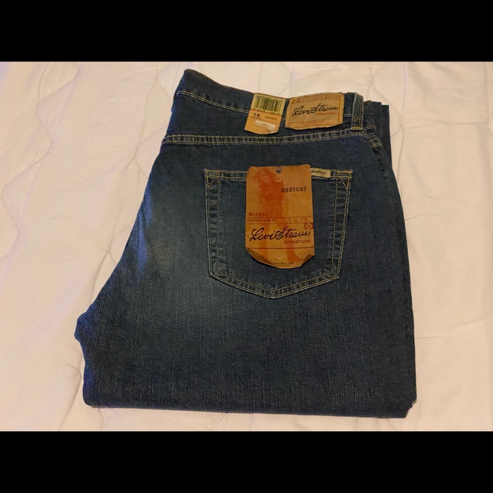 Levi's Low Rise Slim Boot Cut Jeans Women's 16 NWT